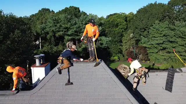 Local Roofing Contractor in Fall River, MA Local Roofing Contractor in Fall River, MA